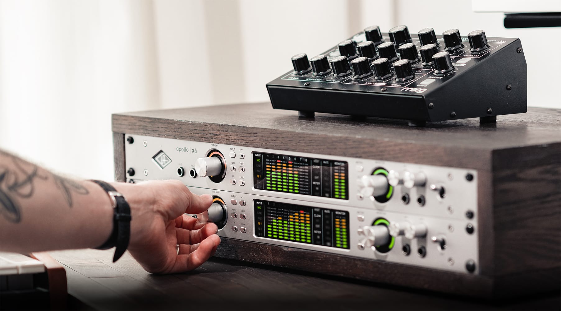 Universal Audio Apollo x6 | Gen 2 - Essential+ | Thunderbolt Ses